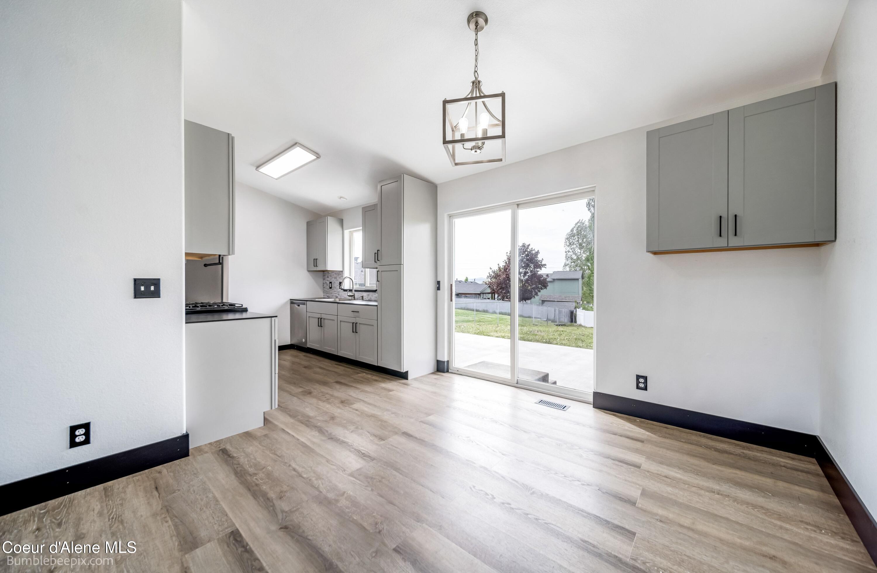2615 North Rawhide Ridge Road Post Falls, ID 83854 - Photo 9 of 38 Dining Room to Kitchen