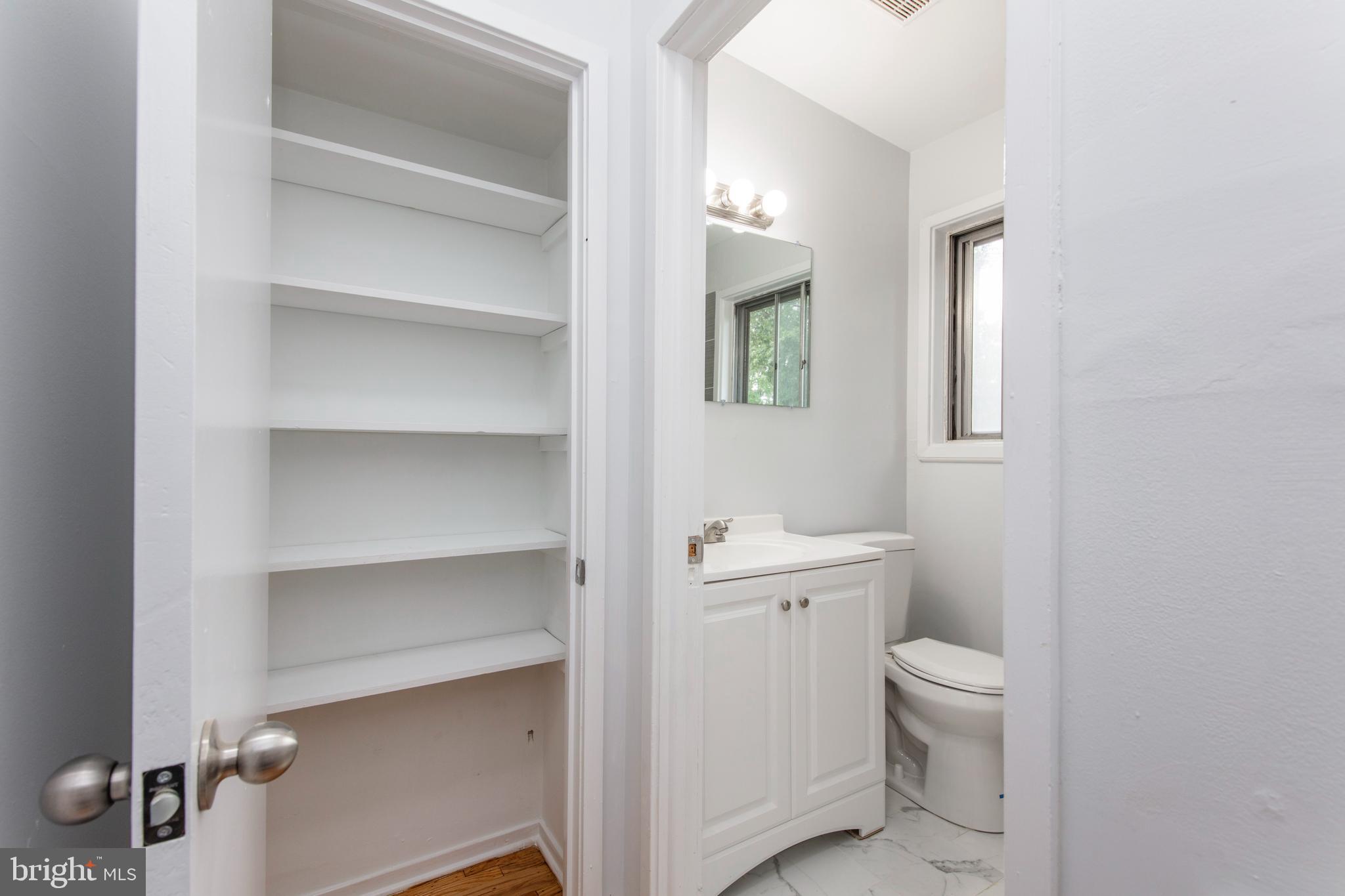 426 Haywood Road Ambler, PA 19002 - Photo 11 of 31 Bathroom area