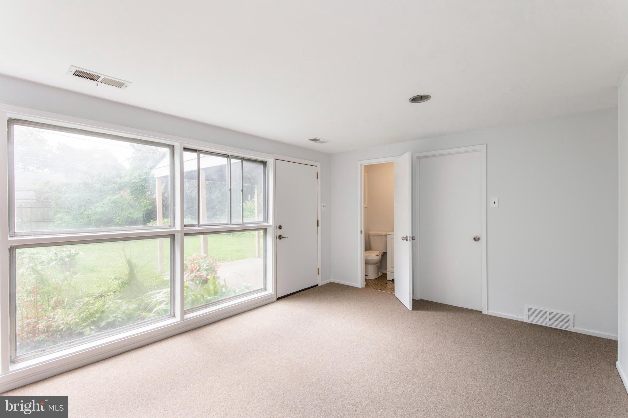 426 Haywood Road Ambler, PA 19002 - Photo 25 of 31 Family room