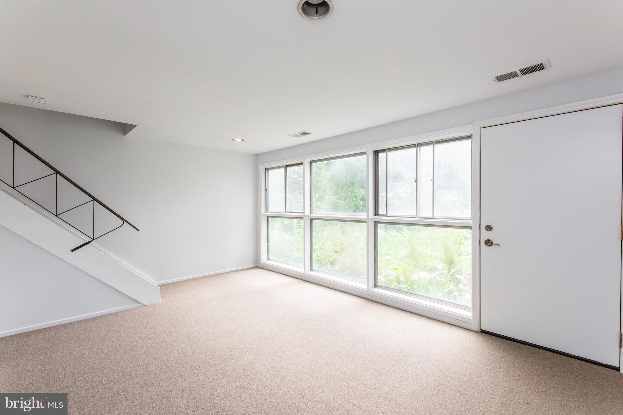 426 Haywood Road Ambler, PA 19002 - Photo 26 of 31 Family room