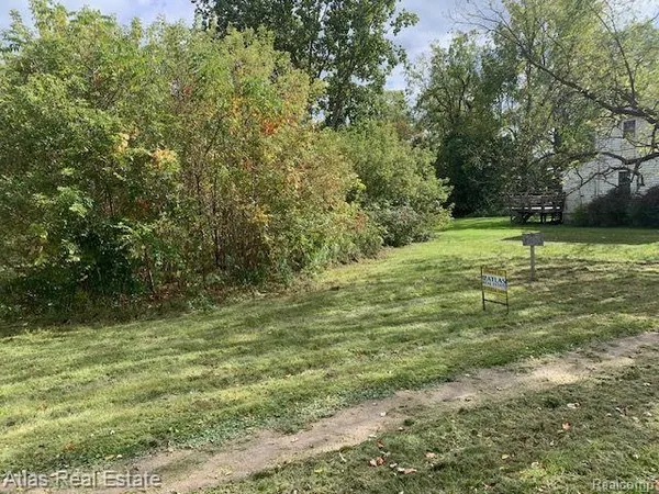 $19,900 | 8023 Seneca Street, Goodrich, MI 48438