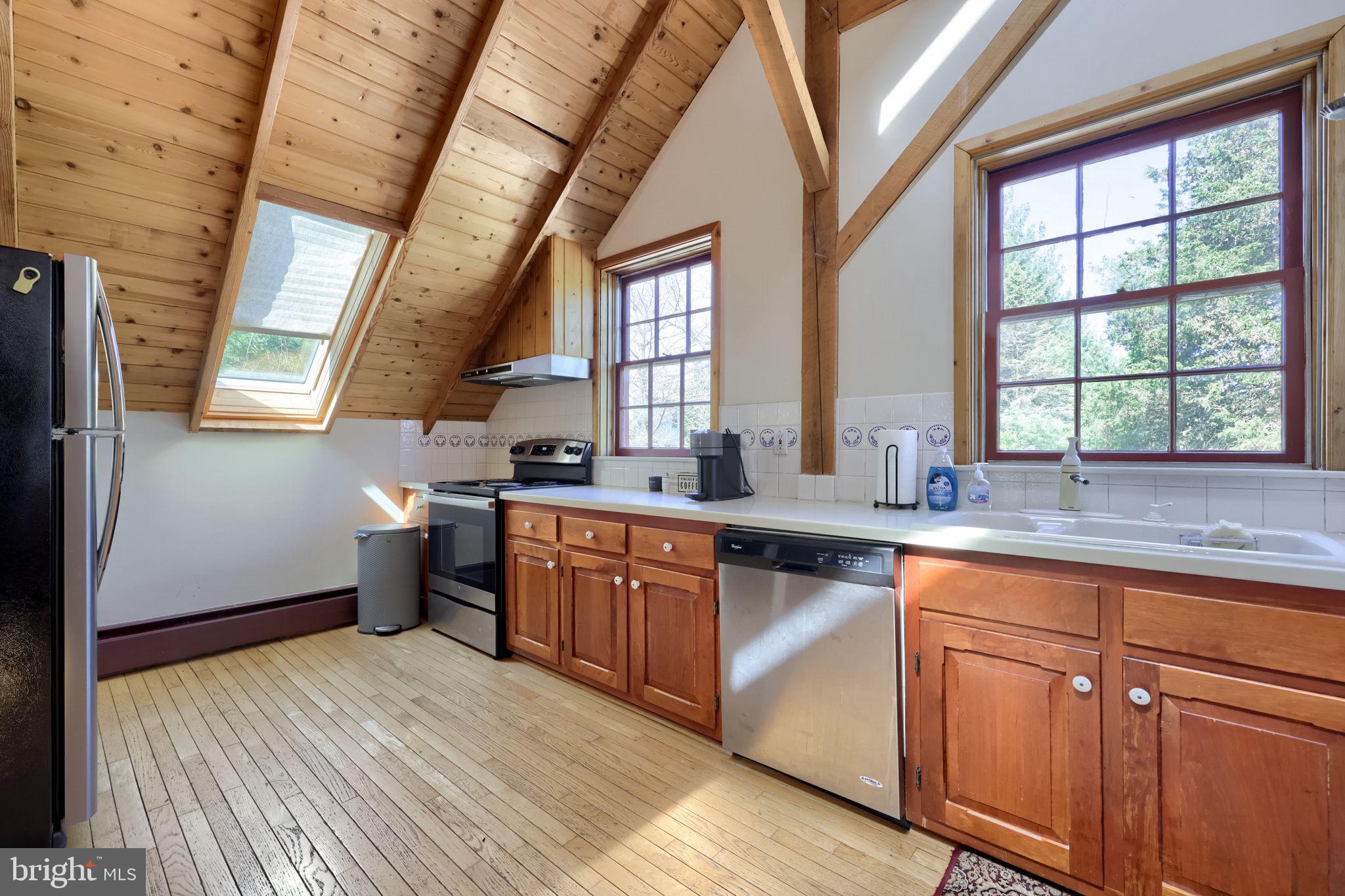 705 Schoffers Road Birdsboro, PA 19508 - Photo 101 of 106 Apartment Kitchen
