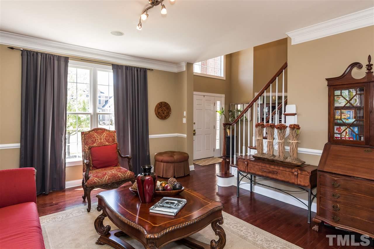 9610 Club Valley Way Raleigh, NC 27617 - Photo 4 of 21 Gallery Image 4