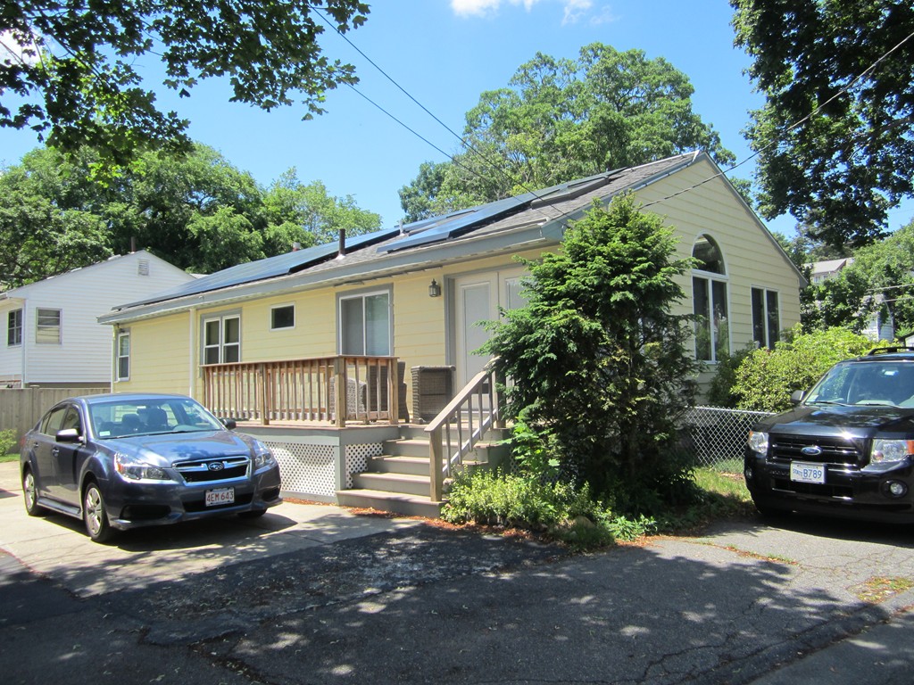 17 Dona Road Lynn, MA 01904 - Photo 5 of 16 Gallery Image 5