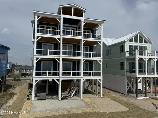 $3,350,000 | 3048 Island Drive, North Topsail Beach, NC 28460