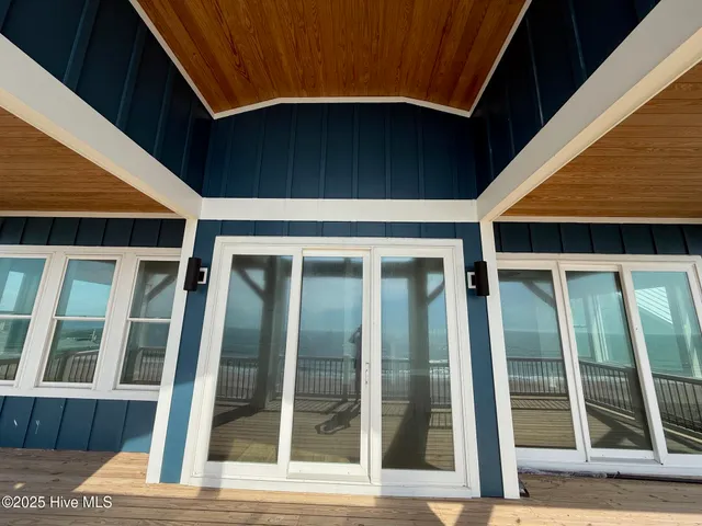 $3,350,000 | 3048 Island Drive, North Topsail Beach, NC 28460