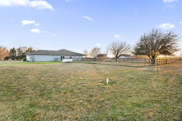 $625,000 | 420 County Road 2904, Dodd City, TX 75438