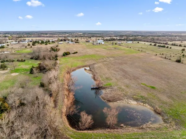 $625,000 | 420 County Road 2904, Dodd City, TX 75438