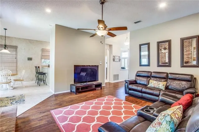 $3,000 | 1405 Newbury Lane, Plano, TX 75025