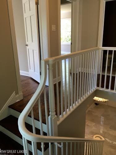 564 Lincoln Road Grosse Pointe, MI 48230 - Photo 20 of 38 31294489-19.JPG