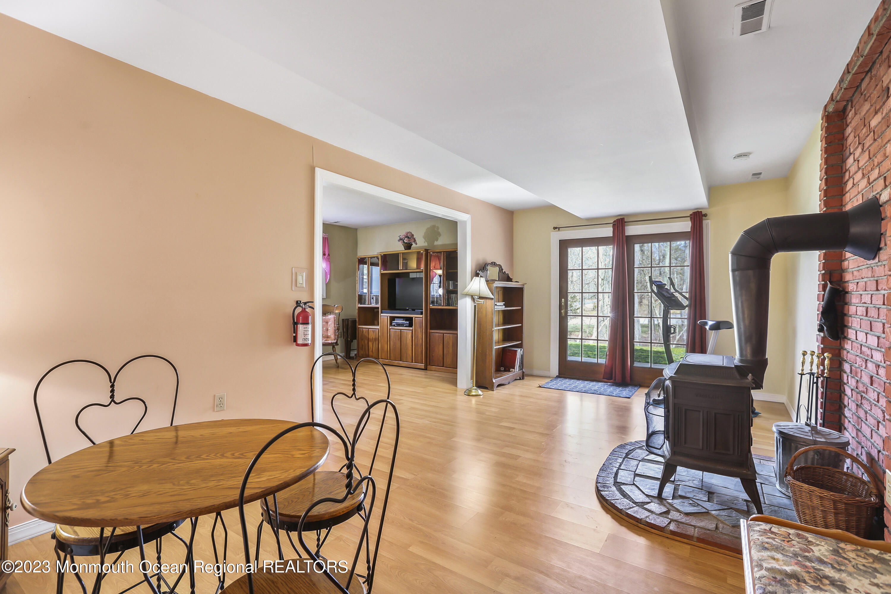 280 Stuart Street Howell, NJ 07731 - Photo 21 of 33 5W5A9199