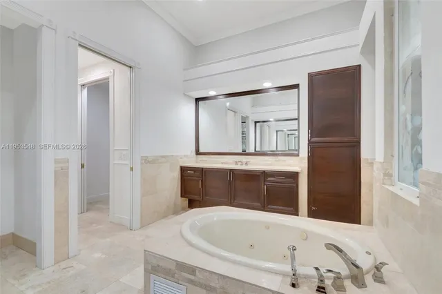 $899,000 | 8244 Lakeview Drive, West Palm Beach, FL 33412