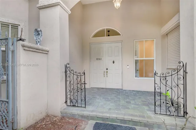 $899,000 | 8244 Lakeview Drive, West Palm Beach, FL 33412