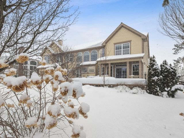 $1,000,000 | 1583 Patriot Boulevard, Glenview, IL 60026