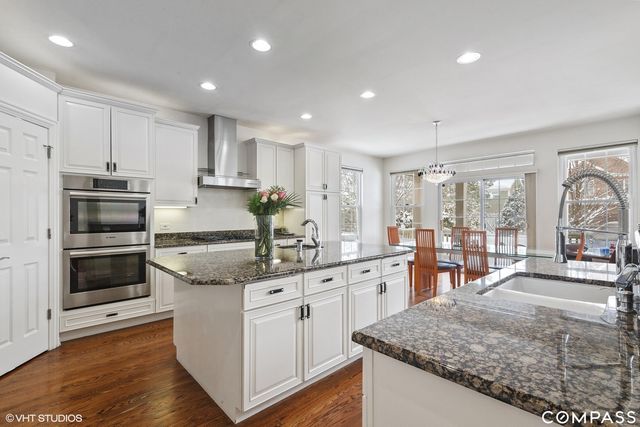 $1,000,000 | 1583 Patriot Boulevard, Glenview, IL 60026