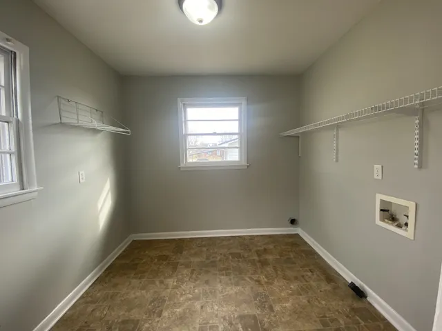 $1,250 | 414 Sampson Avenue, Adairville, KY 42202