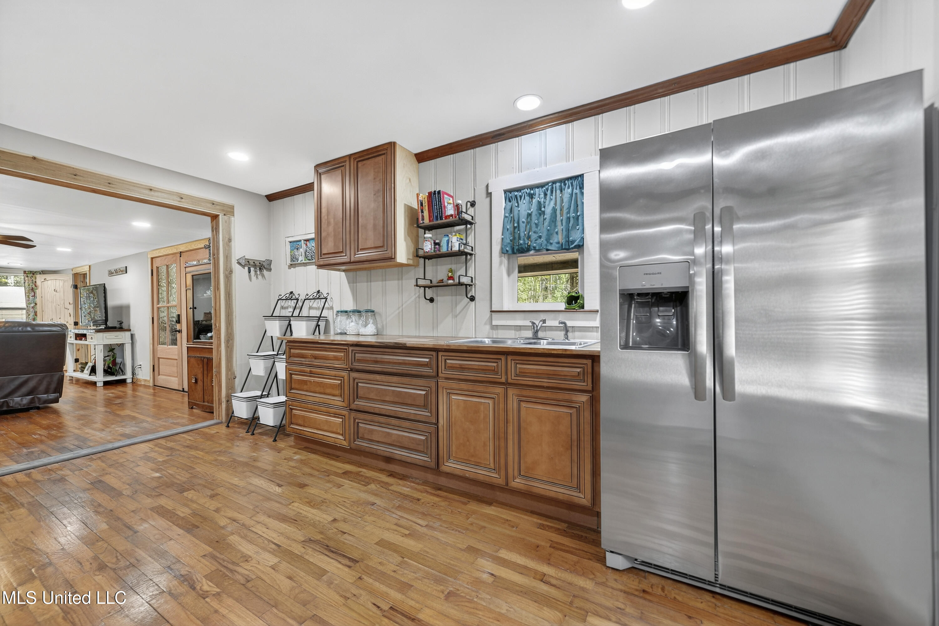 116 Fountain Lake Road Lucedale, MS 39452 - Photo 9 of 36 011