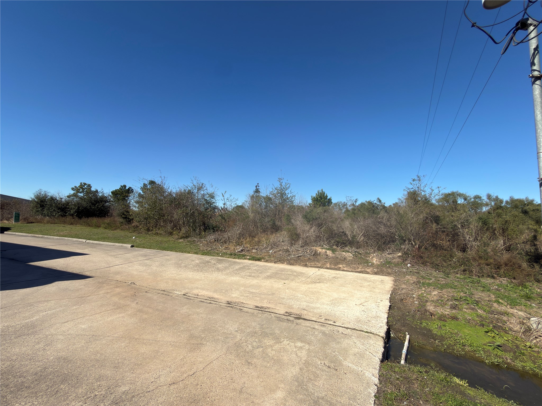 8908 Fm 2920 Spring Spring, TX 77379 - Photo 5 of 8 a view of basketball court