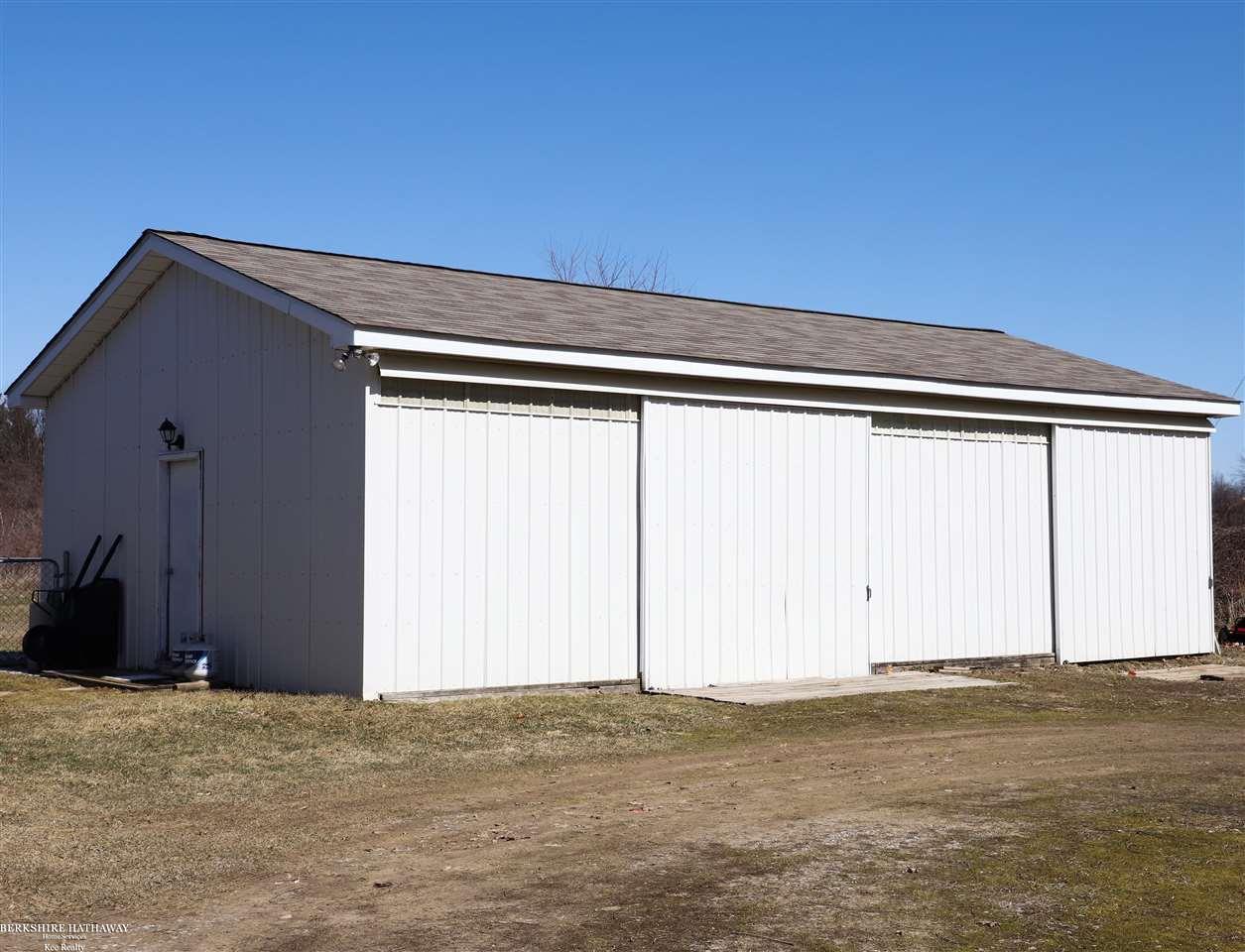 3715 Sutton Road Metamora, MI 48455 - Photo 4 of 37 50009838-3.JPG