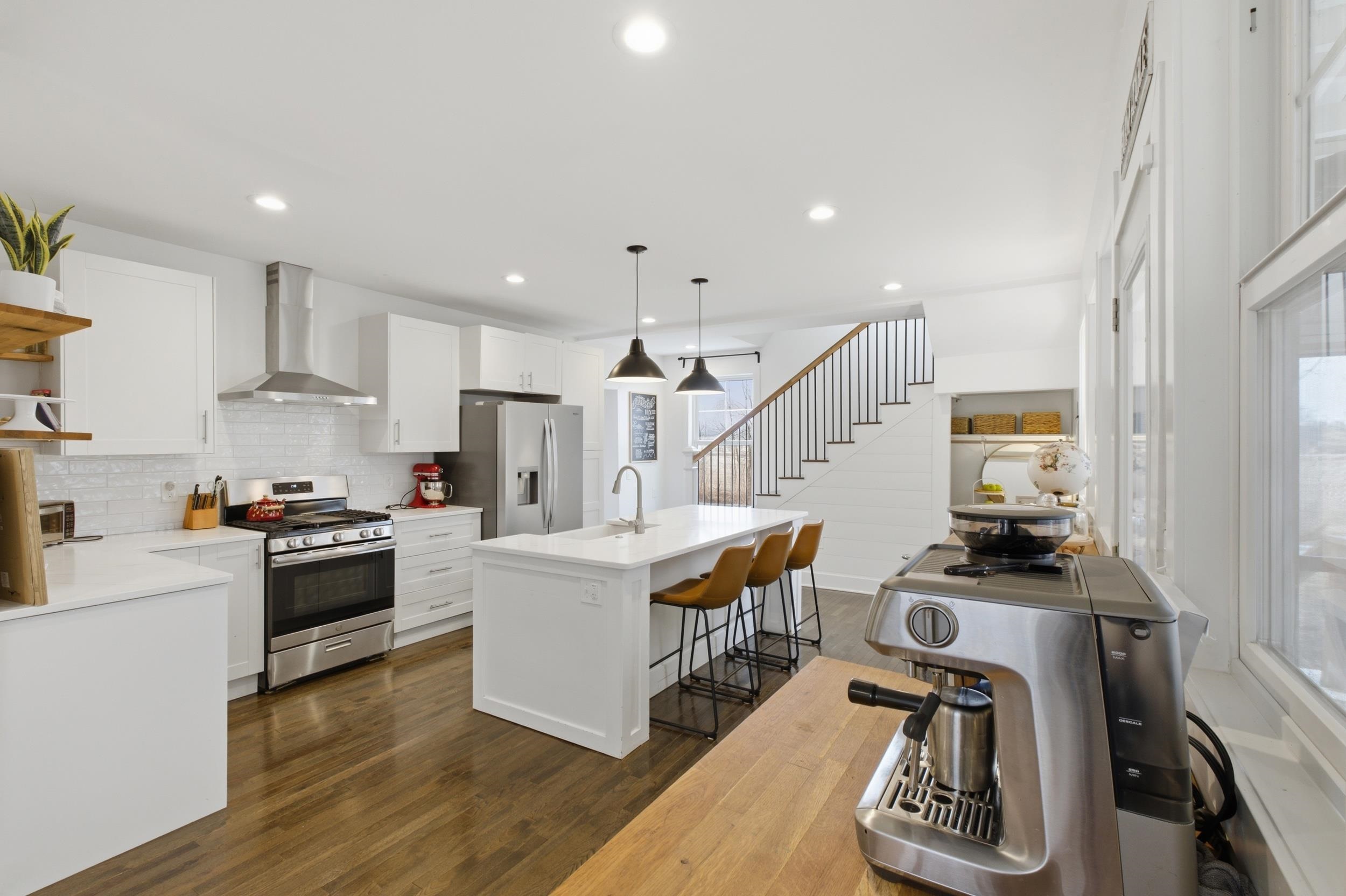 2073 Hawkinson Road Oregon, WI 53575 - Photo 11 of 71