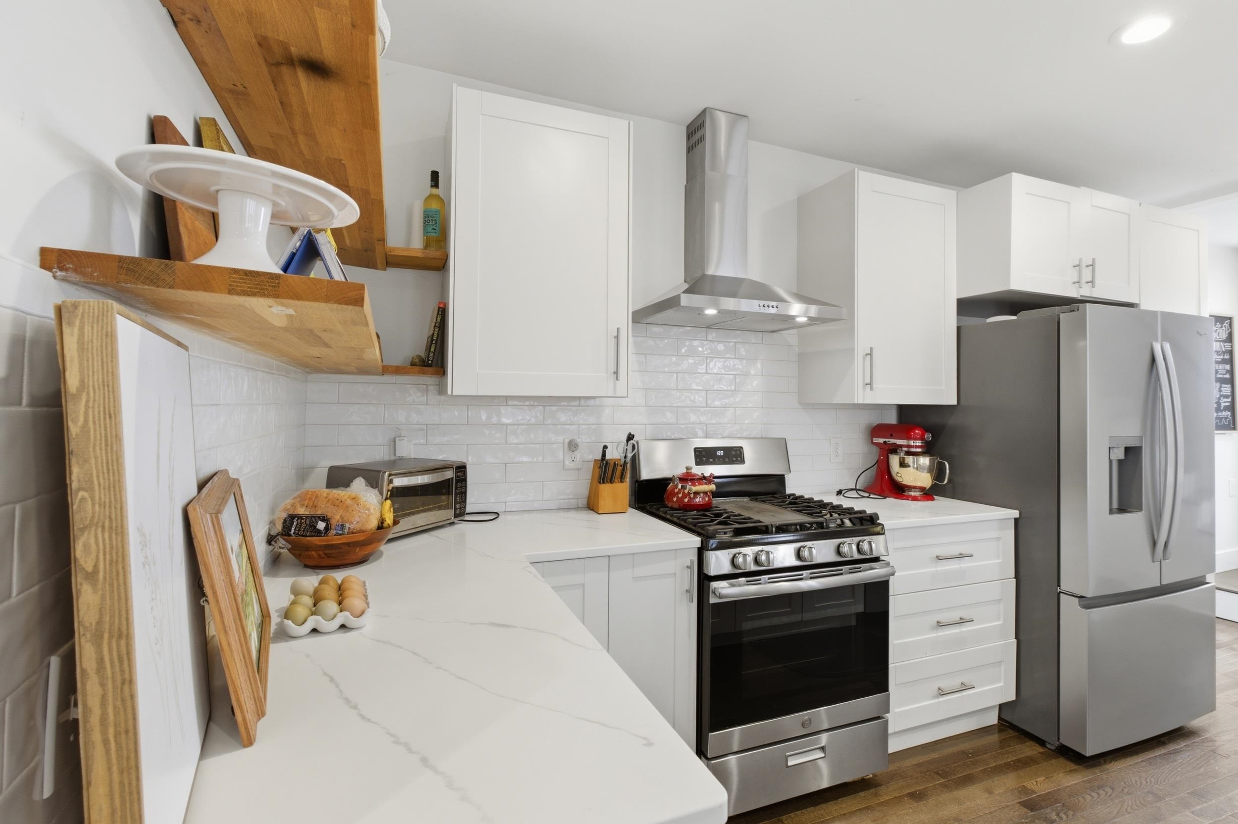 2073 Hawkinson Road Oregon, WI 53575 - Photo 12 of 71