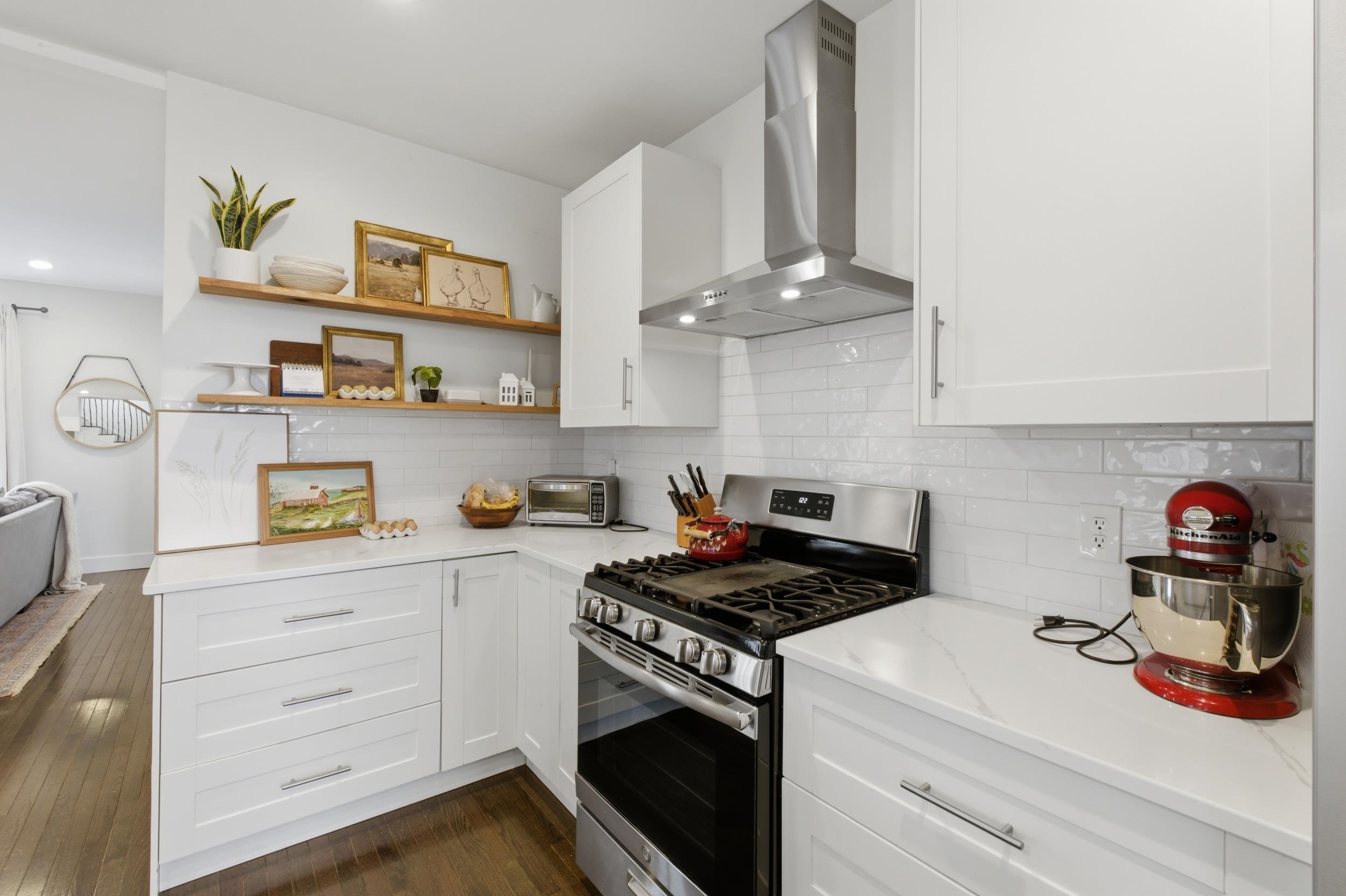 2073 Hawkinson Road Oregon, WI 53575 - Photo 13 of 71