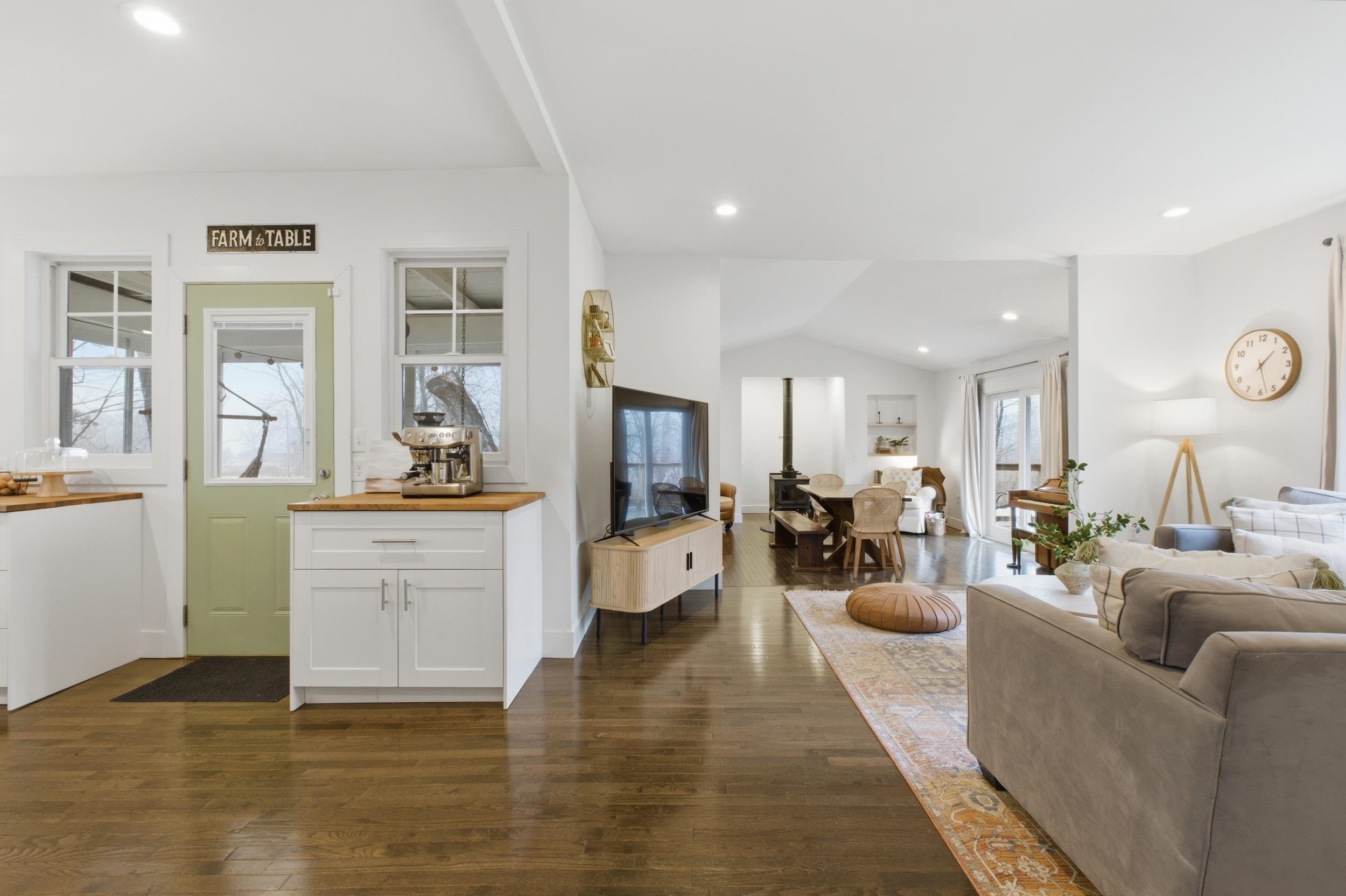 2073 Hawkinson Road Oregon, WI 53575 - Photo 19 of 71