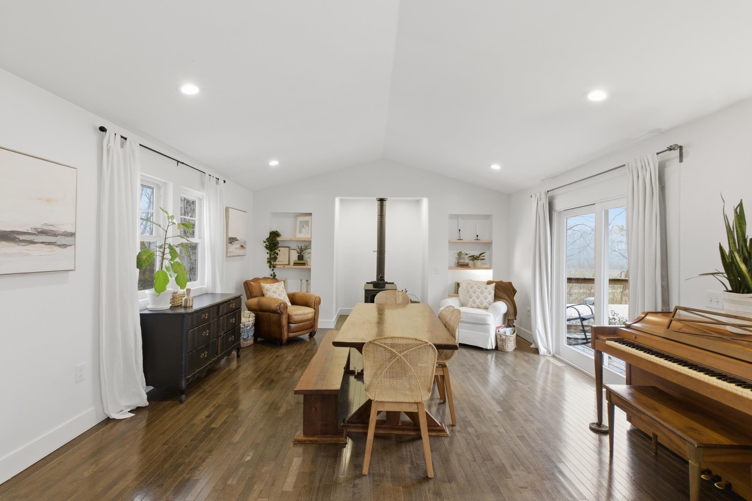 2073 Hawkinson Road Oregon, WI 53575 - Photo 28 of 71