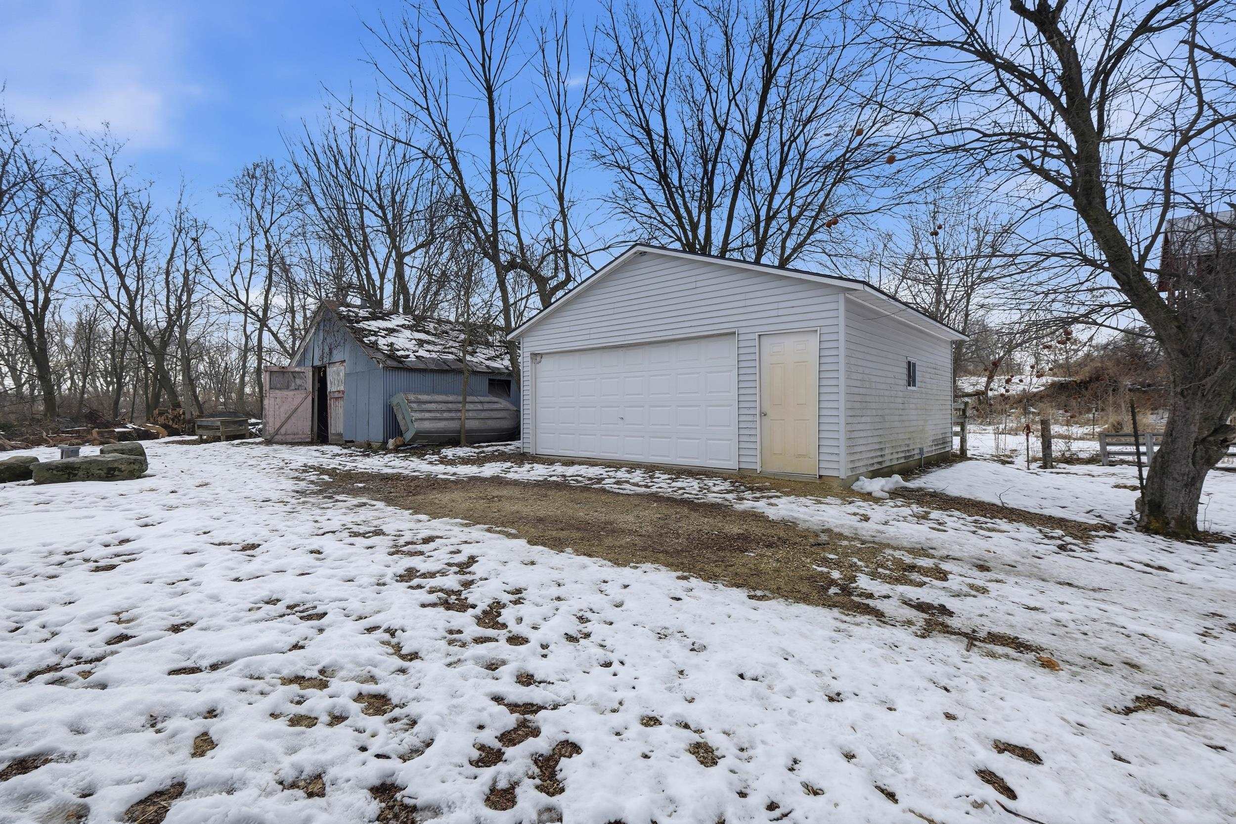 2073 Hawkinson Road Oregon, WI 53575 - Photo 54 of 71