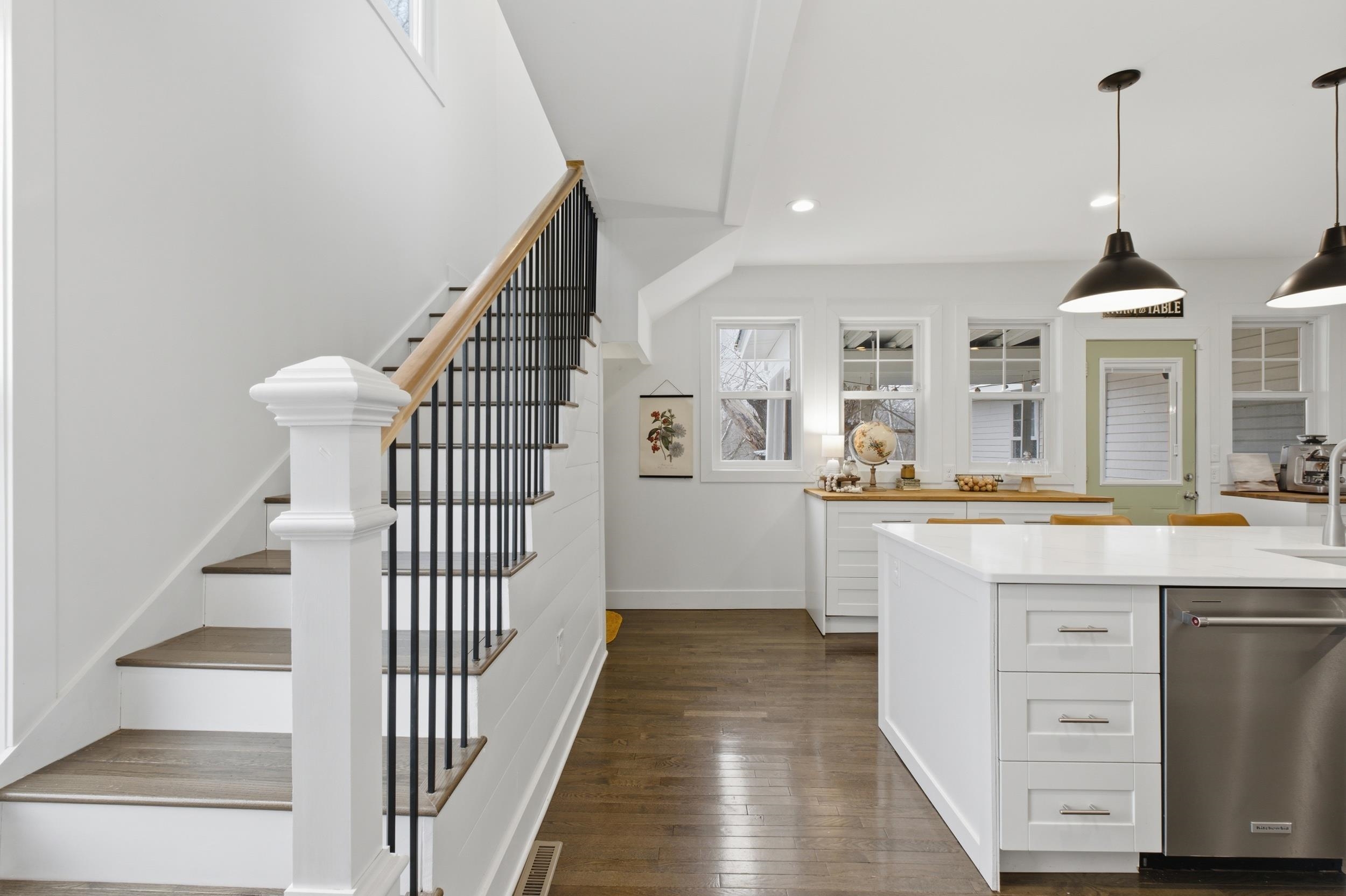 2073 Hawkinson Road Oregon, WI 53575 - Photo 7 of 71