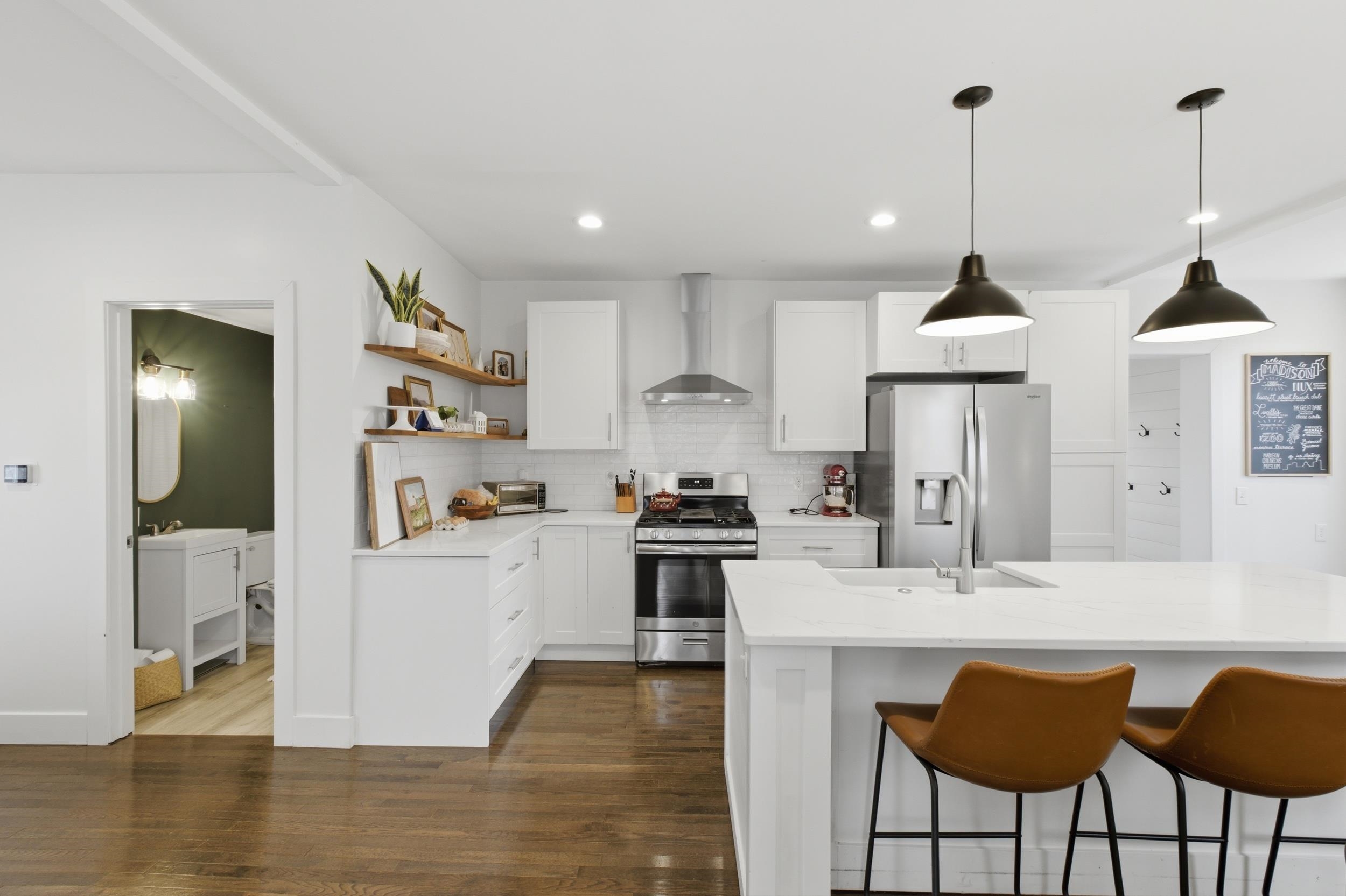 2073 Hawkinson Road Oregon, WI 53575 - Photo 9 of 71