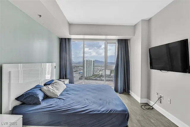 $2,695 | 2700 South Las Vegas Boulevard, Unit 3407, Las Vegas, NV 89109