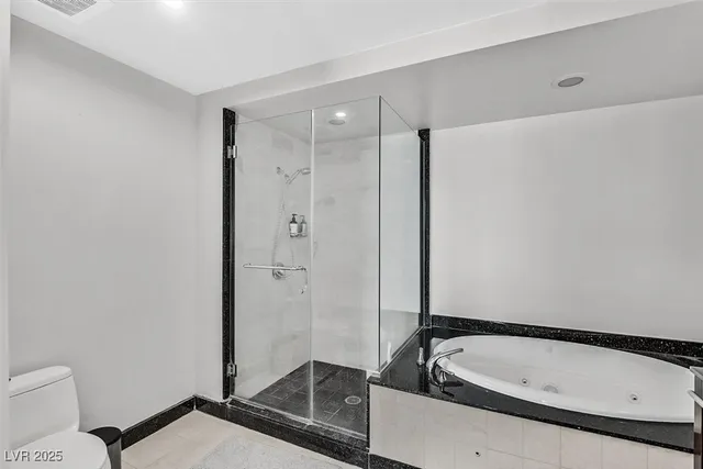 $2,695 | 2700 South Las Vegas Boulevard, Unit 3407, Las Vegas, NV 89109