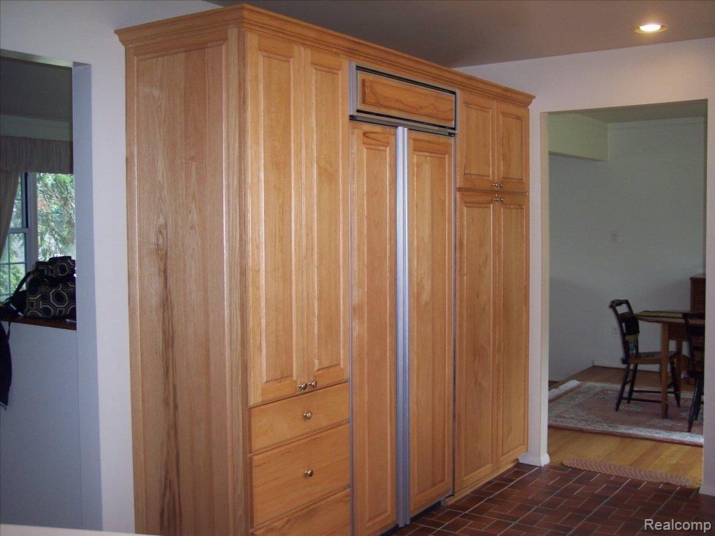 118 Randolph Road Rochester, MI 48309 - Photo 4 of 24 Built in Refrigerator