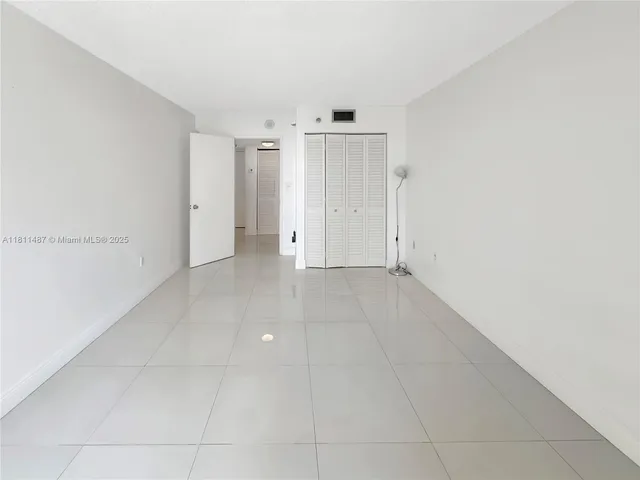 $369,000 | 850 North Miami Avenue, Unit W1903, Miami, FL 33136