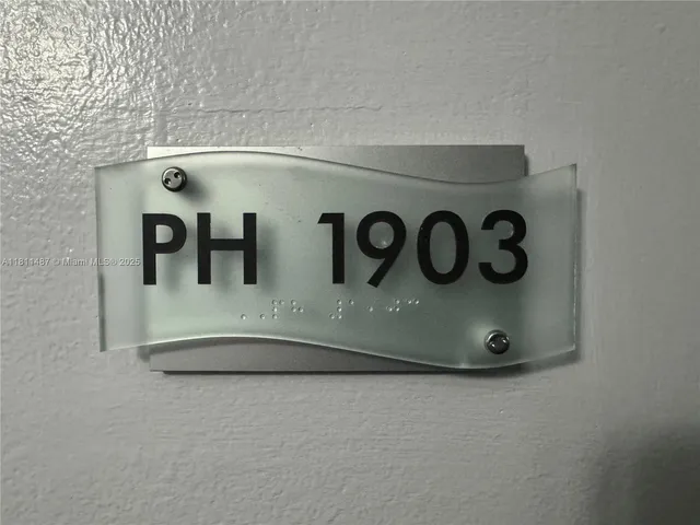 $369,000 | 850 North Miami Avenue, Unit W1903, Miami, FL 33136