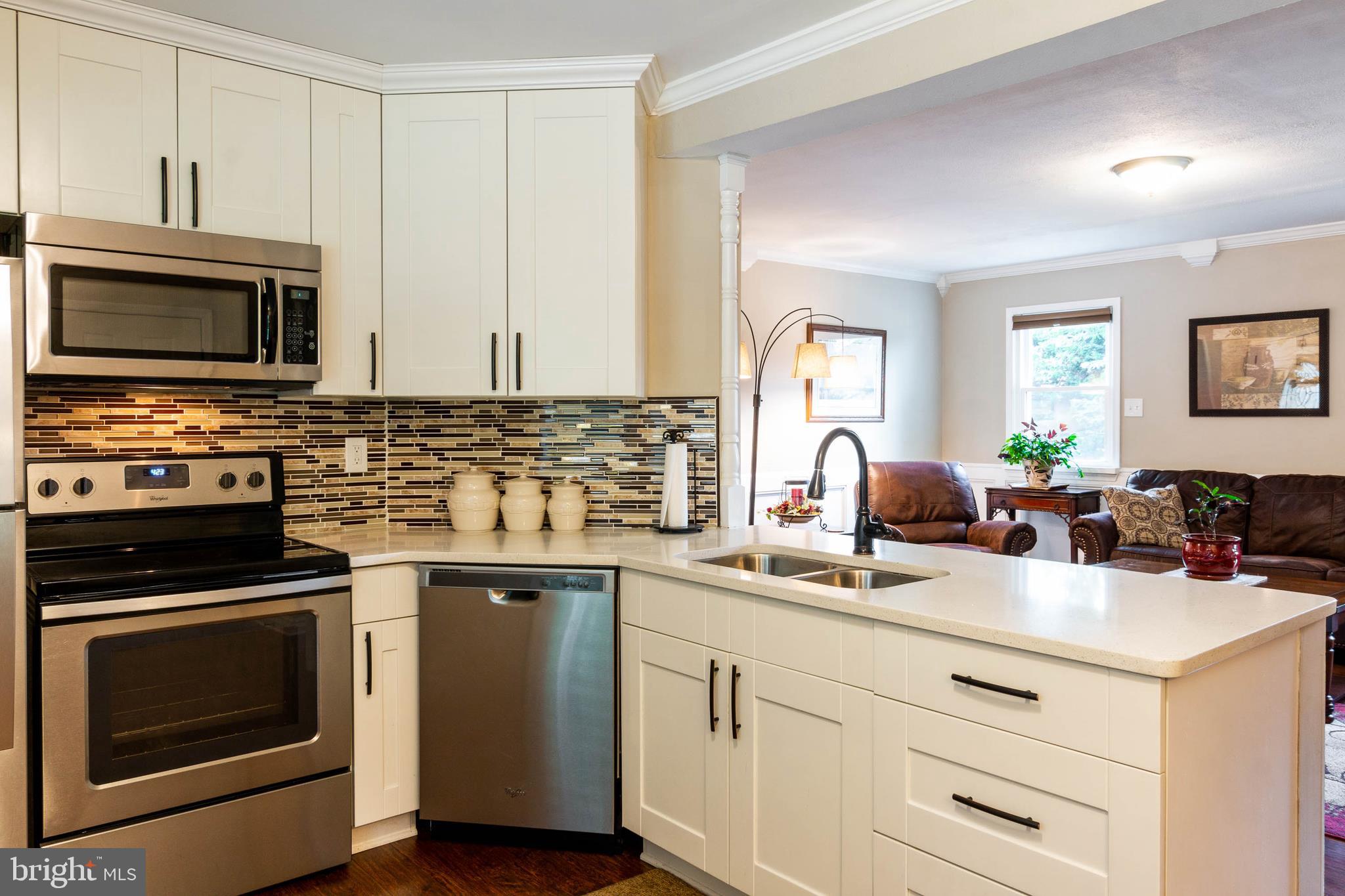 485 Basehoar School Road Littlestown, PA 17340 - Photo 13 of 40 Glass Tile Backsplash, White Soft Close Cabinets