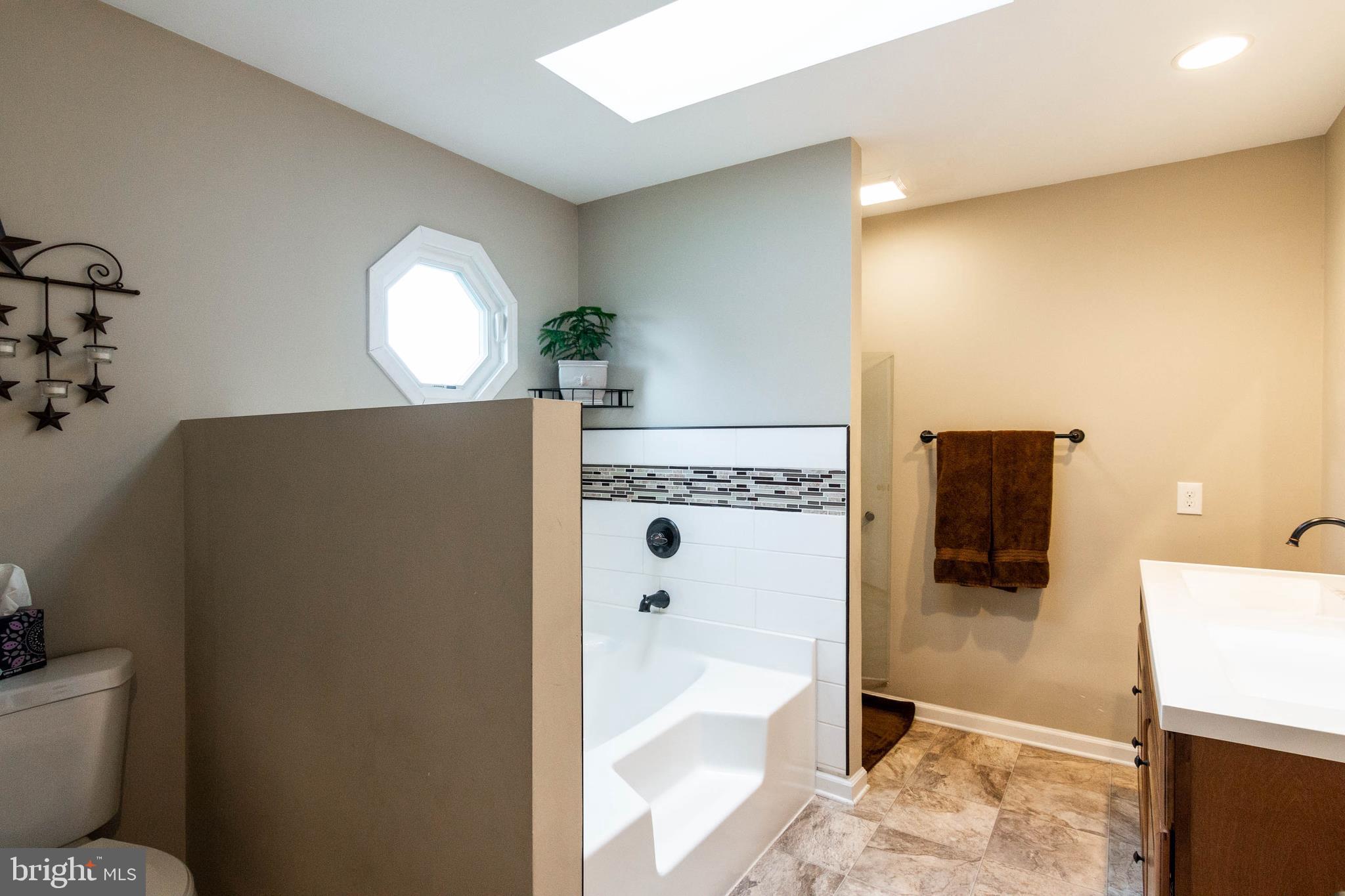 485 Basehoar School Road Littlestown, PA 17340 - Photo 18 of 40 Luxurious Master Bath