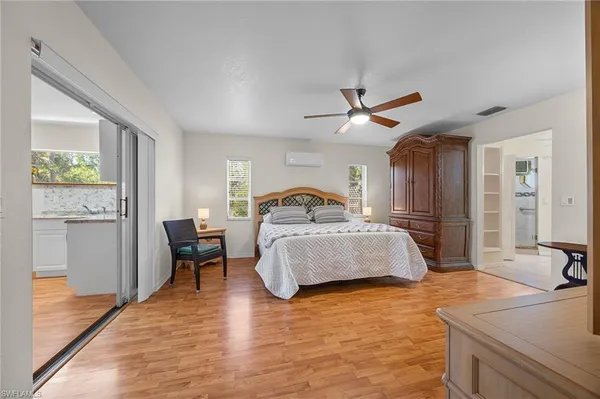 $599,900 | 2610 6th Avenue Northeast, Naples, FL 34120