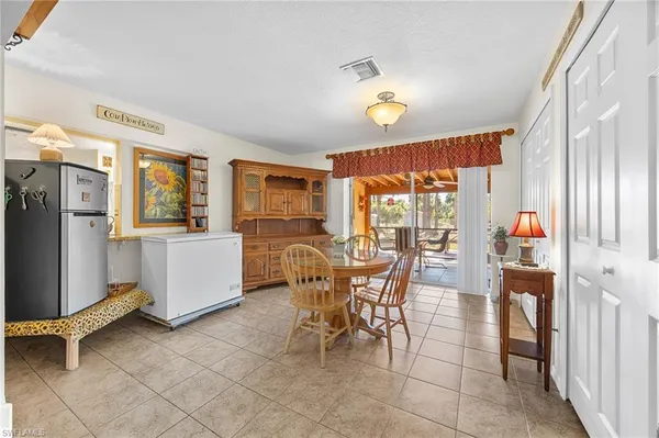 $599,900 | 2610 6th Avenue Northeast, Naples, FL 34120