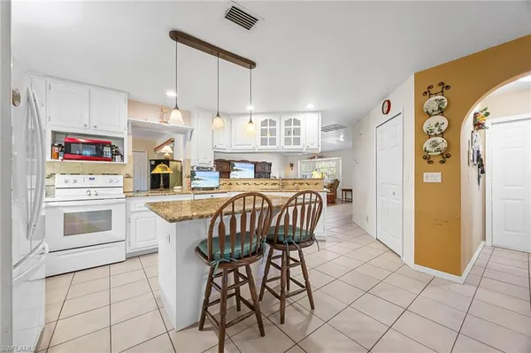 $599,900 | 2610 6th Avenue Northeast, Naples, FL 34120