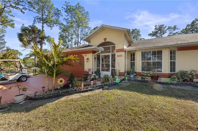 $599,900 | 2610 6th Avenue Northeast, Naples, FL 34120