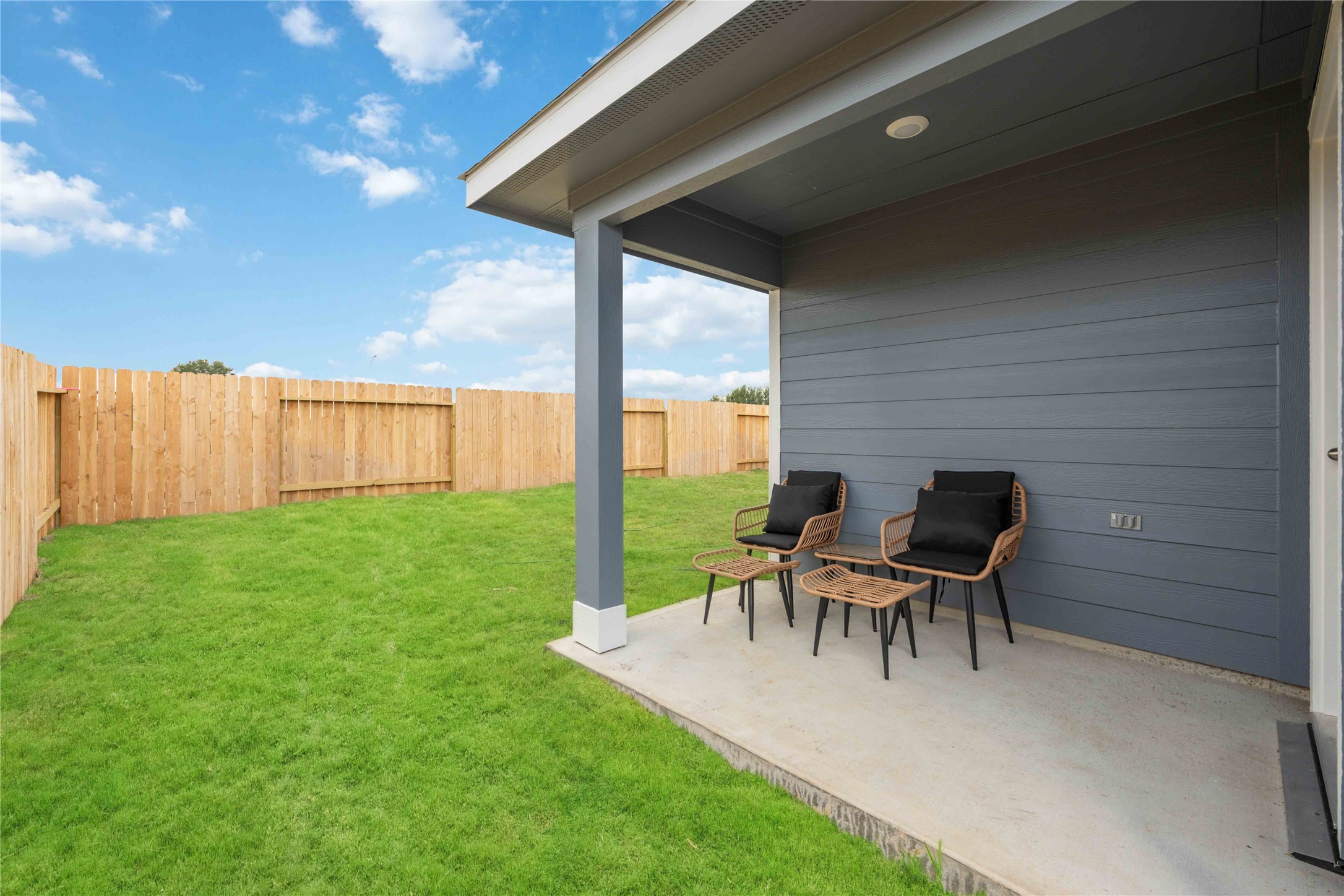 2626 Magnolia Mdw Lane Rosenberg, TX 77471 - Photo 21 of 23 Image Representation