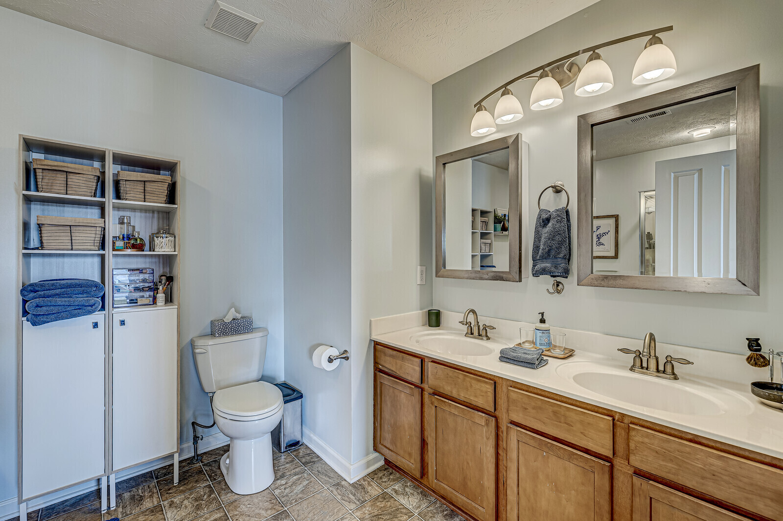 9024 Rider Drive Fishers, IN 46038 - Photo 12 of 41 Gallery Image 12
