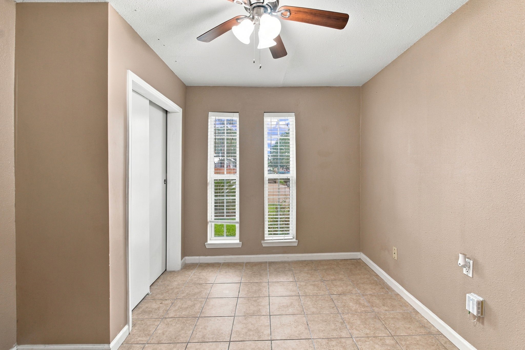 719 Kilpatrick Street Channelview, TX 77530 - Photo 8 of 25 Gallery Image 8