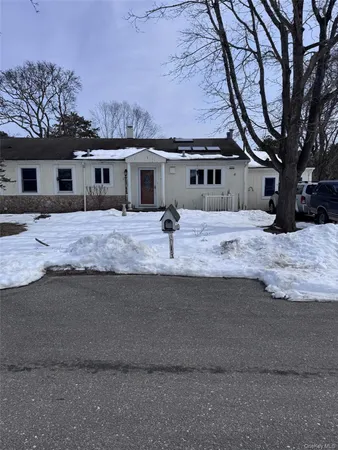 $649,000 | 757 A McCord Street, Unit A, Westhampton Beach, NY 11978