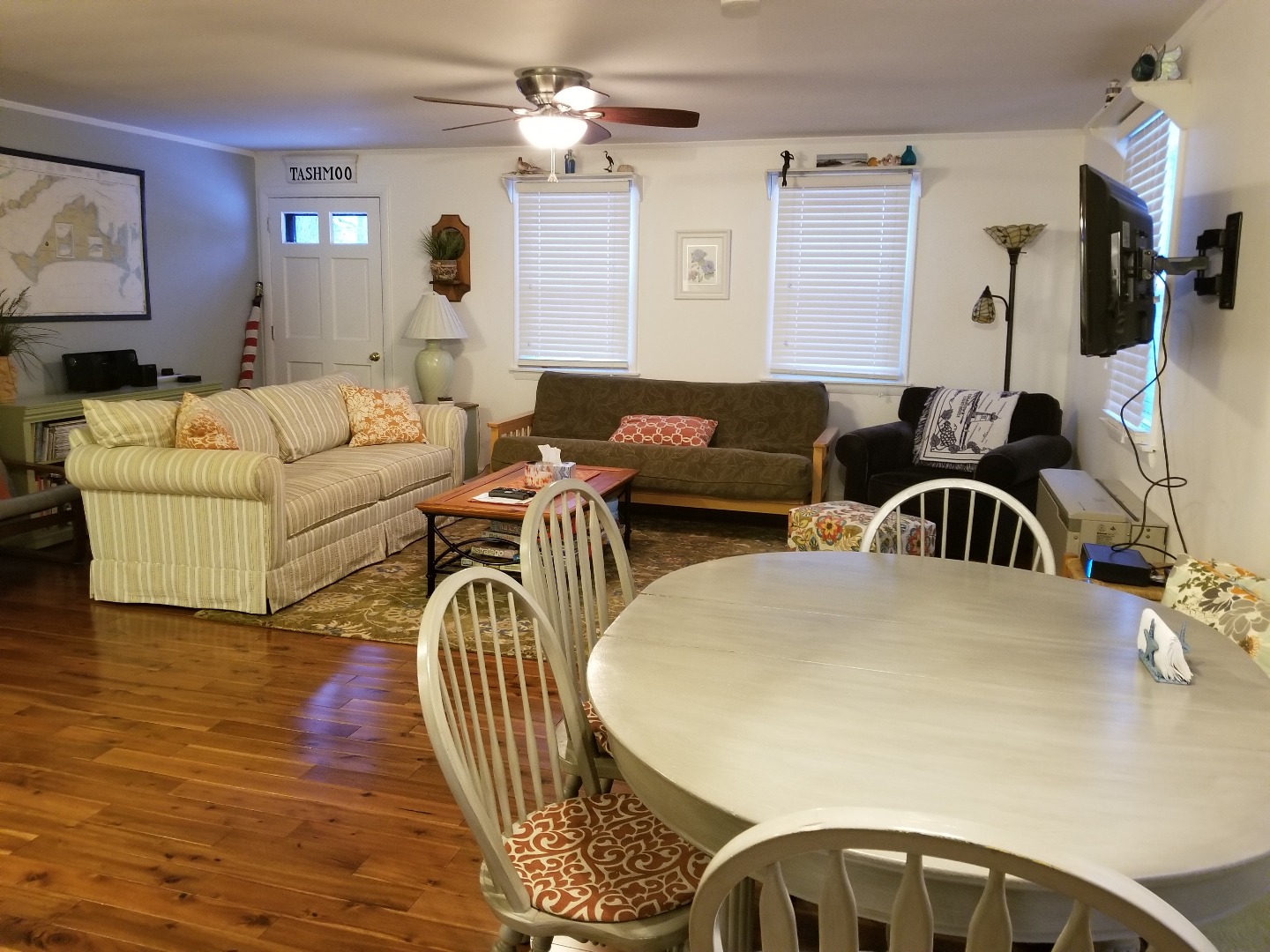 66 Pine Tree Road Vineyard Haven, MA 02568 - Photo 7 of 14 Gallery Image 7
