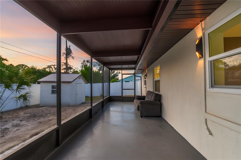 1461 Royal Road Venice, FL 34293 - Photo 3 of 68