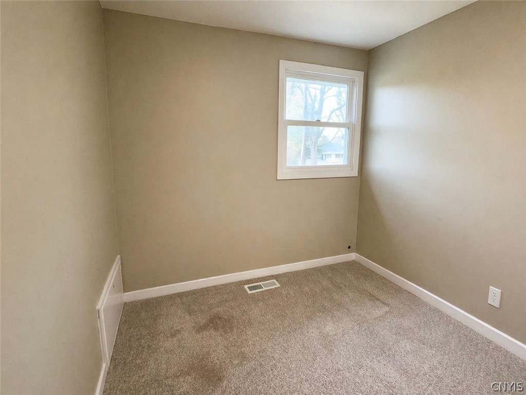 114 Colonel Drive Rome, NY 13440 - Photo 20 of 36