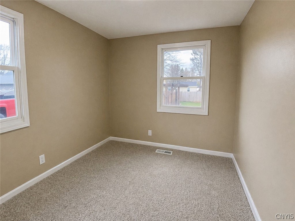 114 Colonel Drive Rome, NY 13440 - Photo 27 of 36